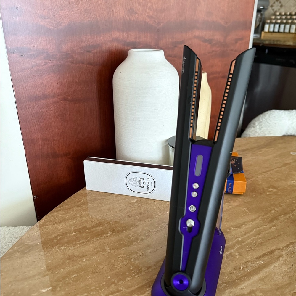 Dyson Purple and Black Hair Straightener